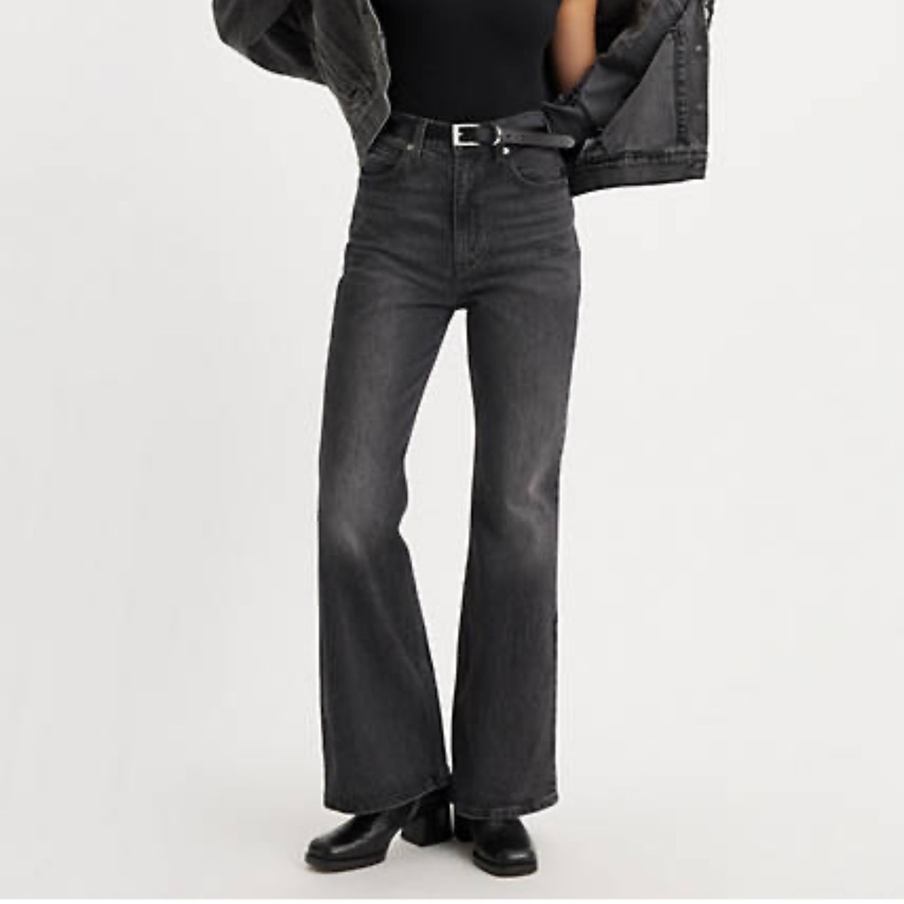 Levi’s premium 70'S HIGH FLARE WOMEN'S JEANS